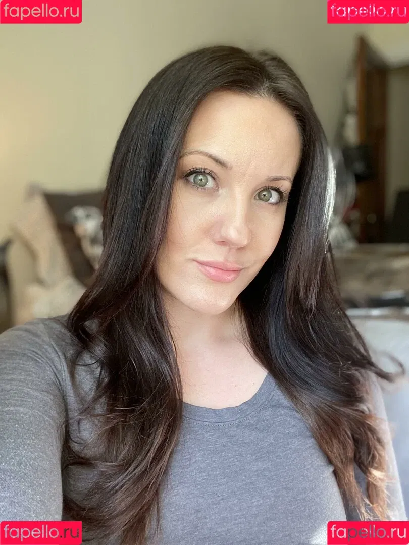 onegoodbumblebee Onlyfans Photo Gallery 