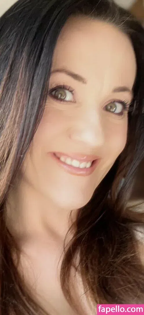 onegoodbumblebee Onlyfans Photo Gallery 