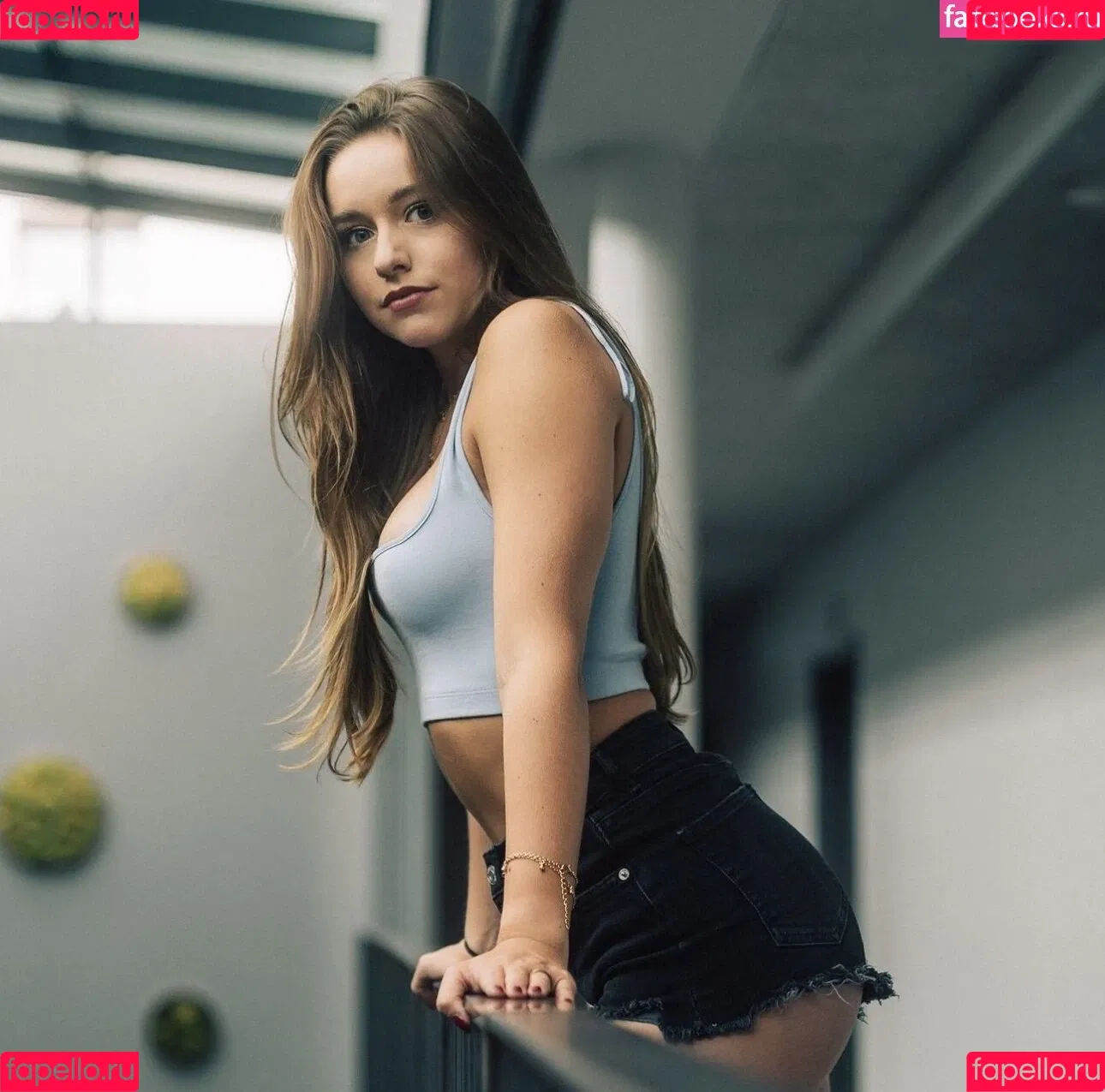 melaniehfl Onlyfans Photo Gallery 