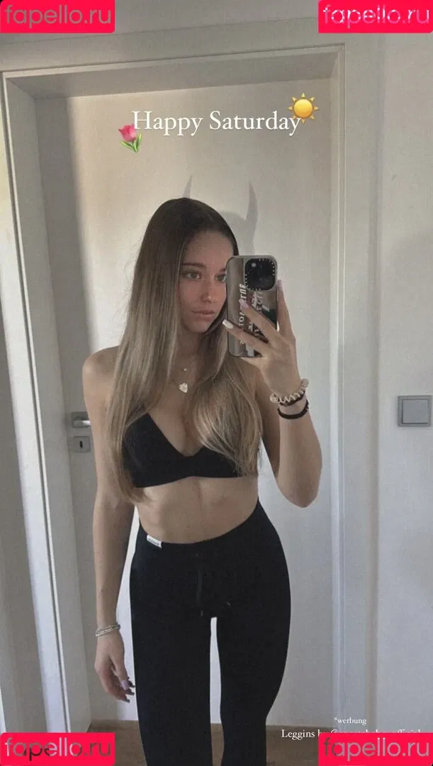 melaniehfl Onlyfans Photo Gallery 