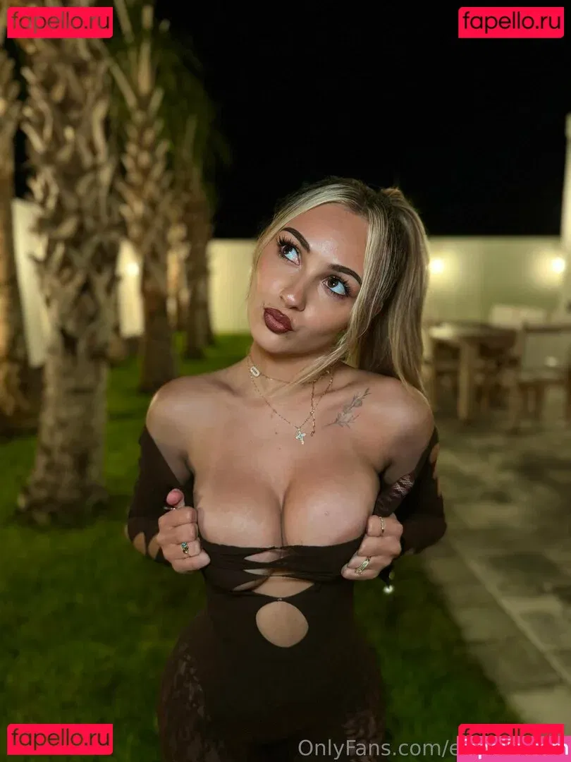 emmaswrld Onlyfans Photo Gallery 