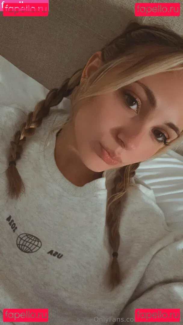 emmaswrld Onlyfans Photo Gallery 