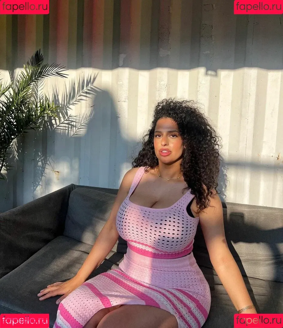 Anna-Maria Onlyfans Photo Gallery 