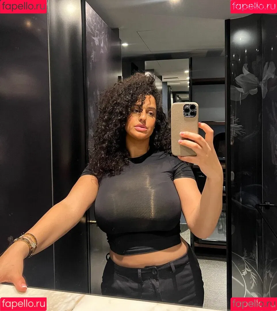 Anna-Maria Onlyfans Photo Gallery 