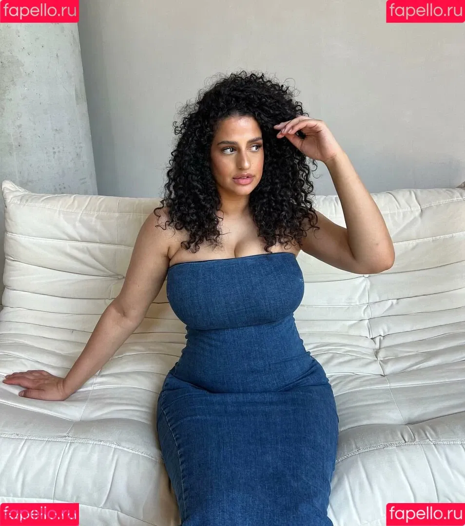 Anna-Maria Onlyfans Photo Gallery 