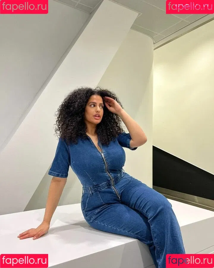 Anna-Maria Onlyfans Photo Gallery 