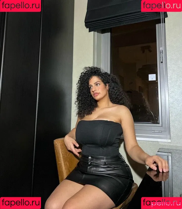 Anna-Maria Onlyfans Photo Gallery 