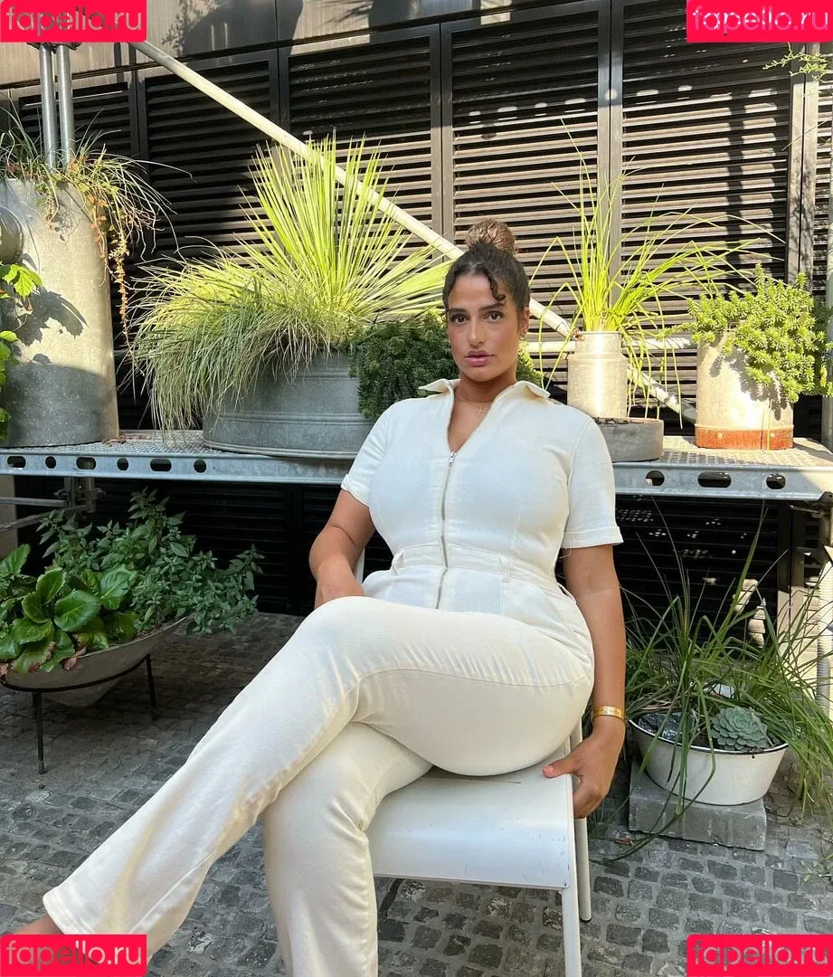Anna-Maria Onlyfans Photo Gallery 