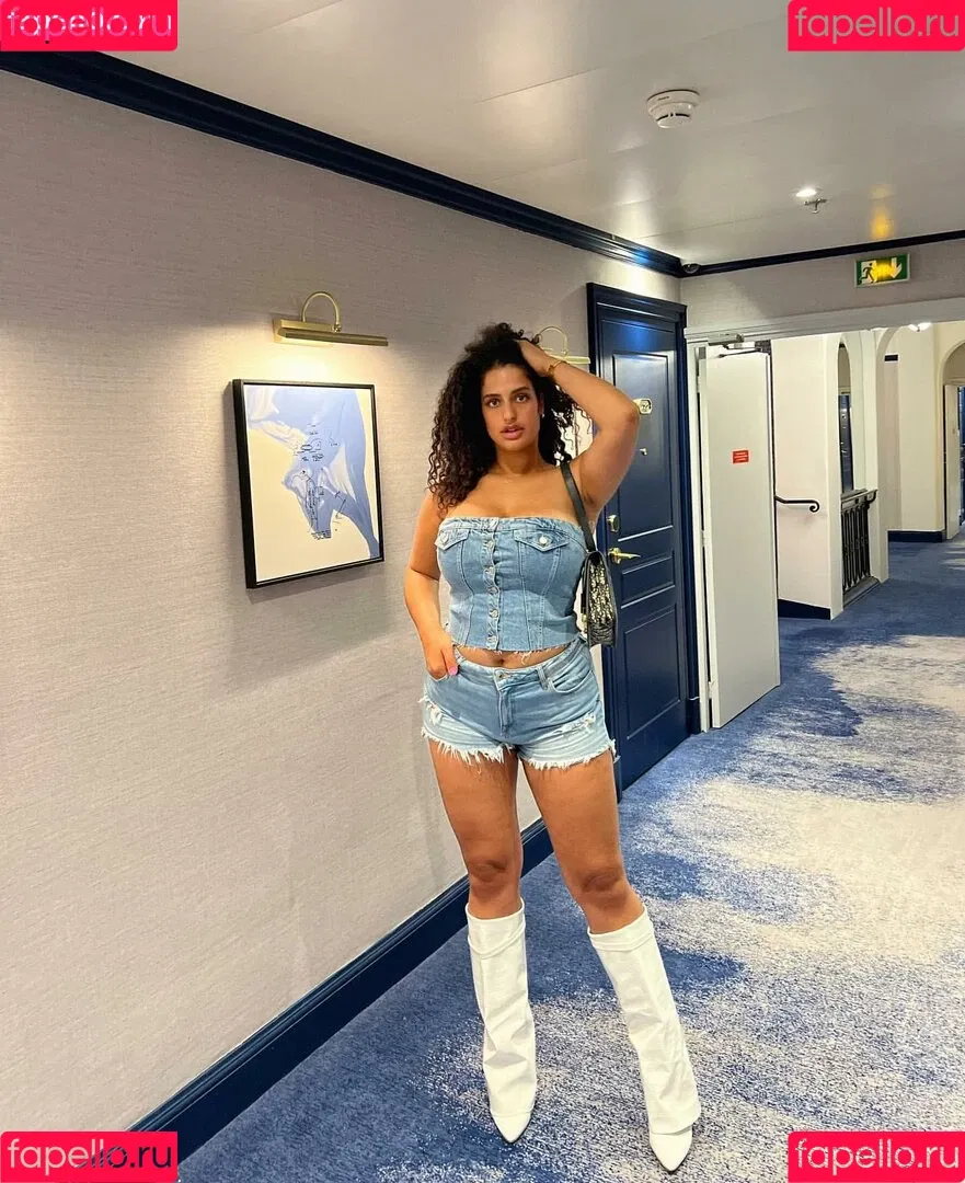 Anna-Maria Onlyfans Photo Gallery 