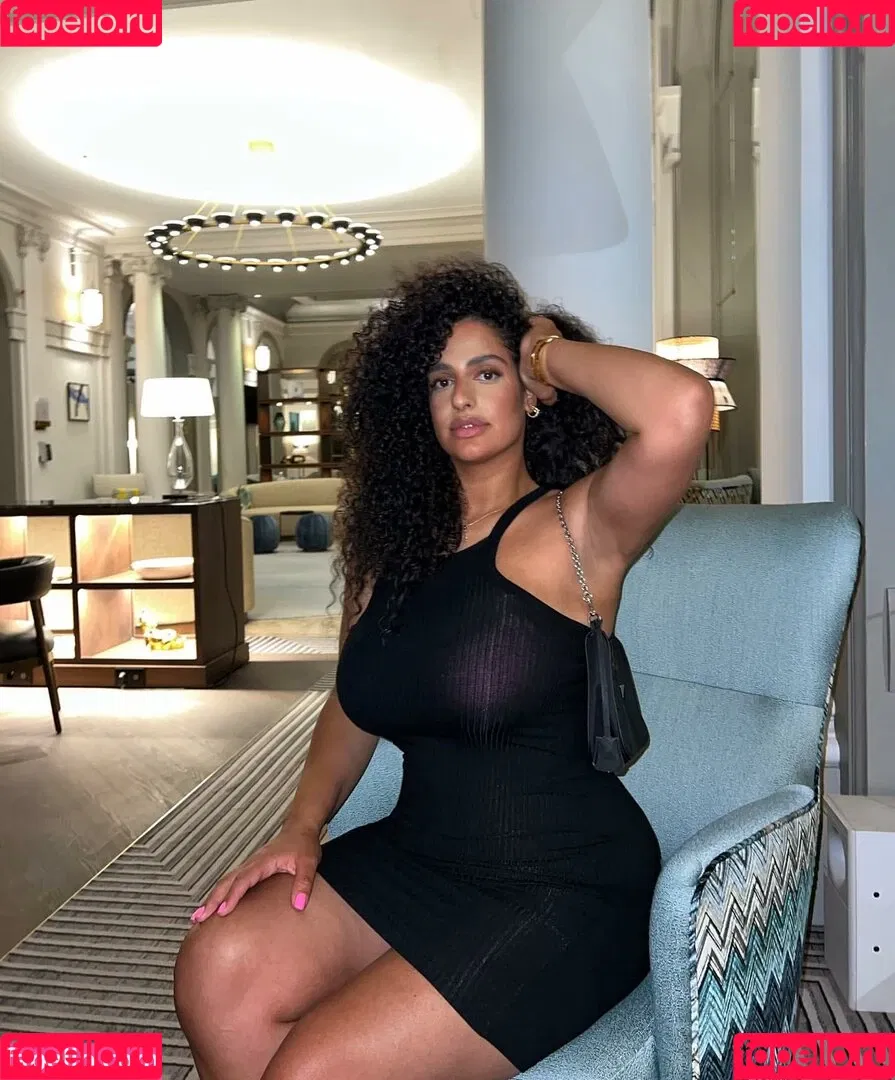 Anna-Maria Onlyfans Photo Gallery 
