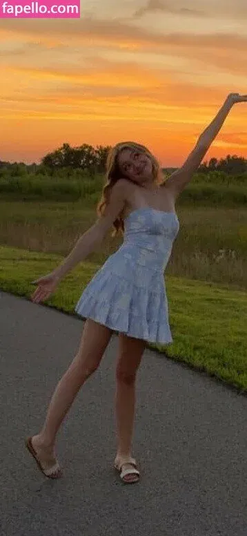 Alexia Skye Onlyfans Photo Gallery 