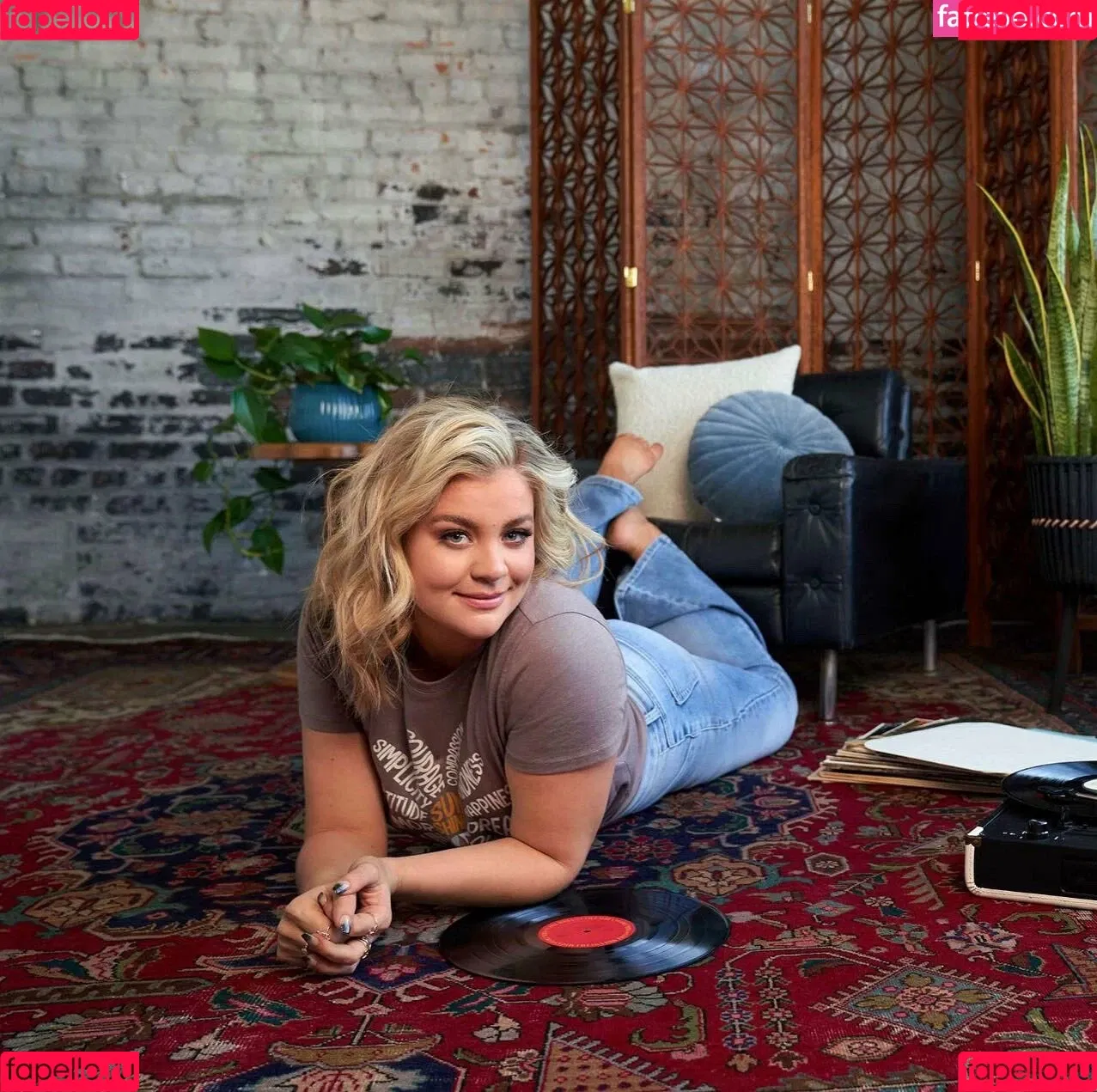 Lauren Alaina Onlyfans Photo Gallery 