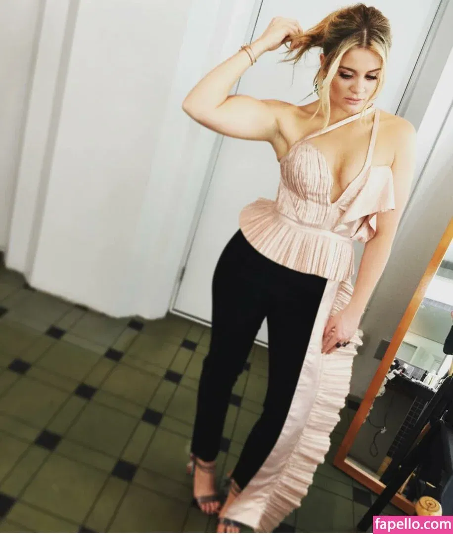 Lauren Alaina Onlyfans Photo Gallery 