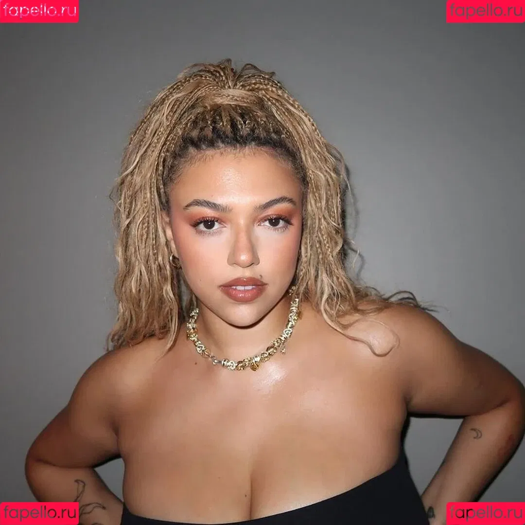 Mahalia Onlyfans Photo Gallery 