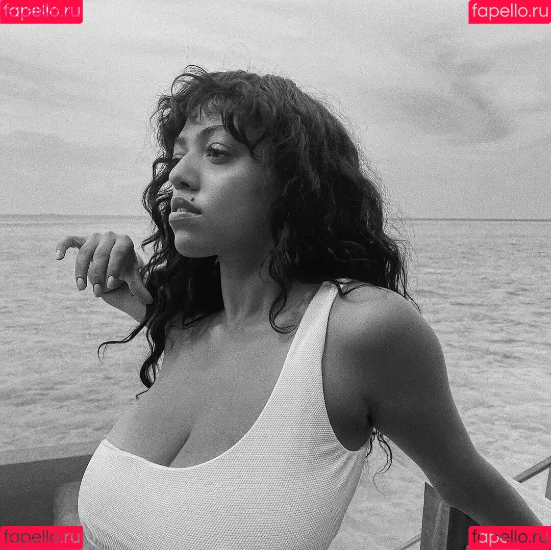 Mahalia Onlyfans Photo Gallery 
