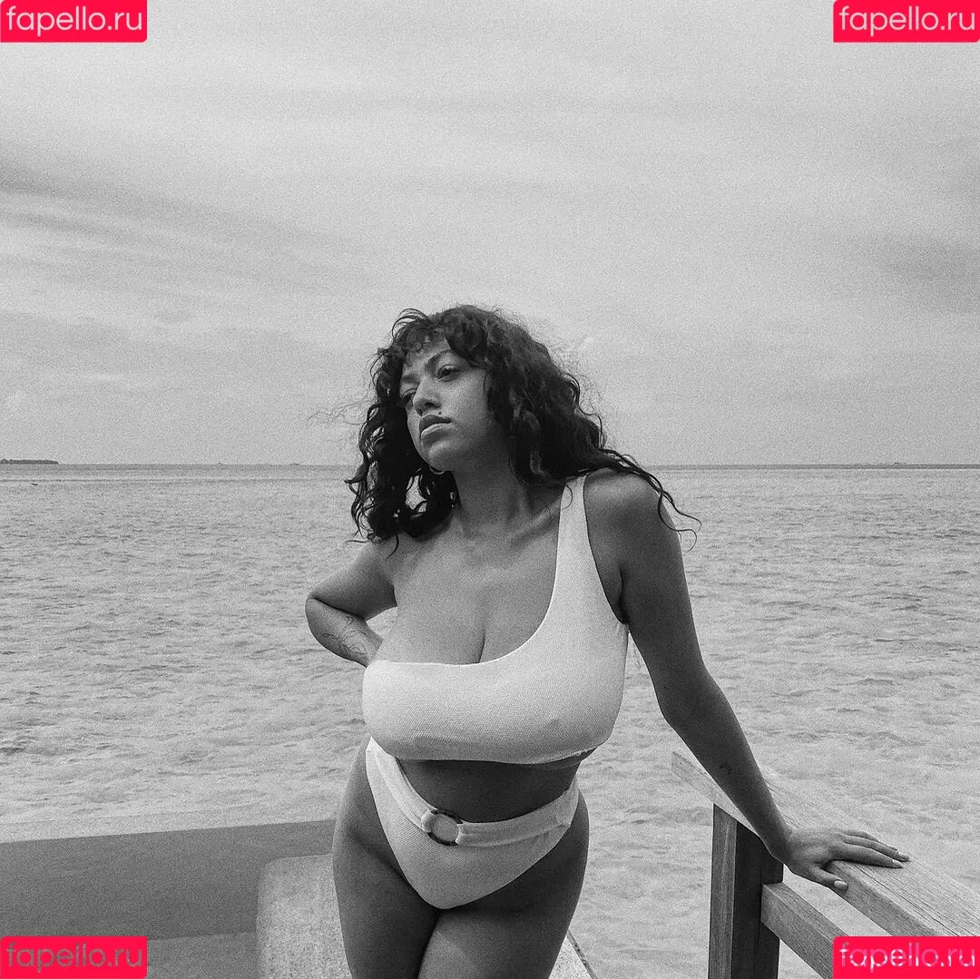 Mahalia Onlyfans Photo Gallery 