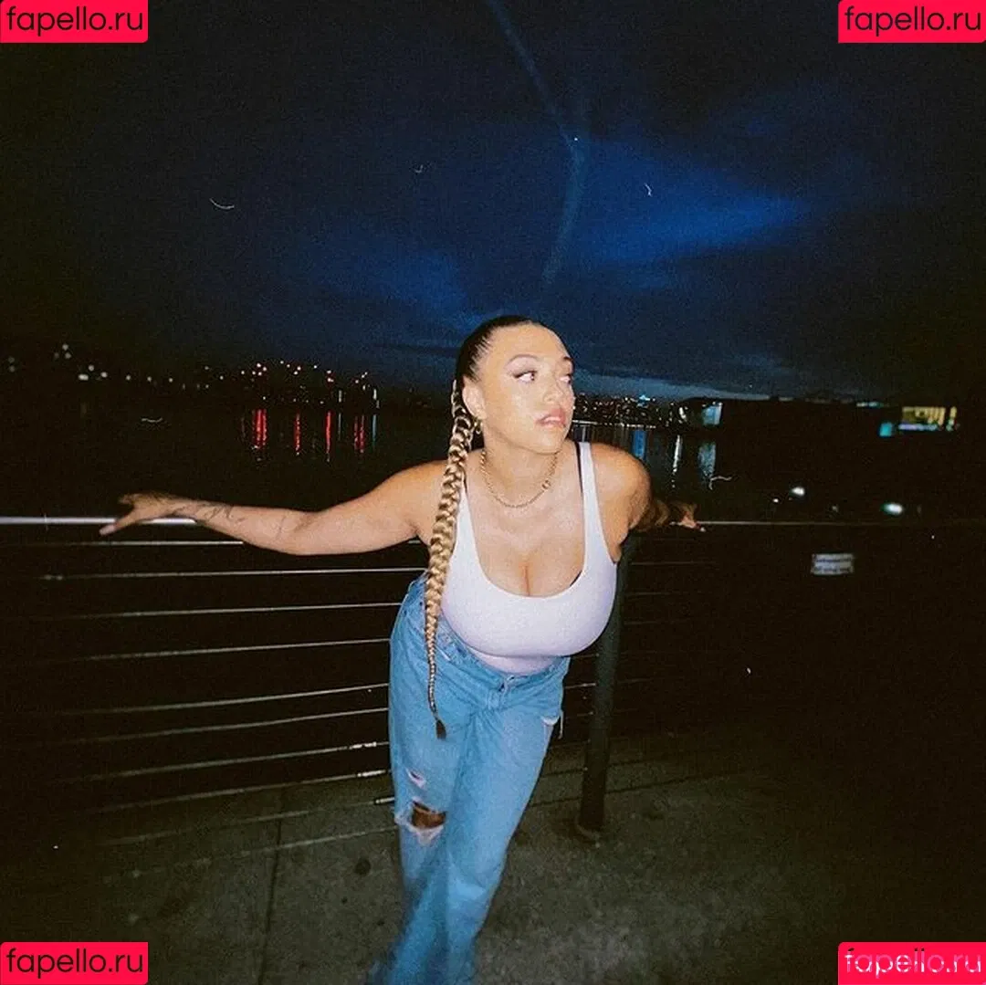Mahalia Onlyfans Photo Gallery 