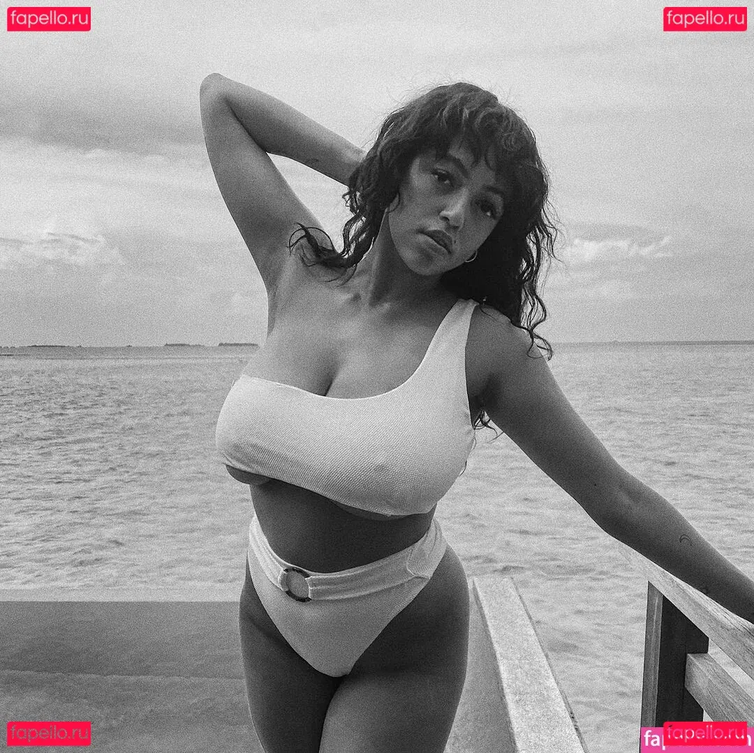 Mahalia Onlyfans Photo Gallery 