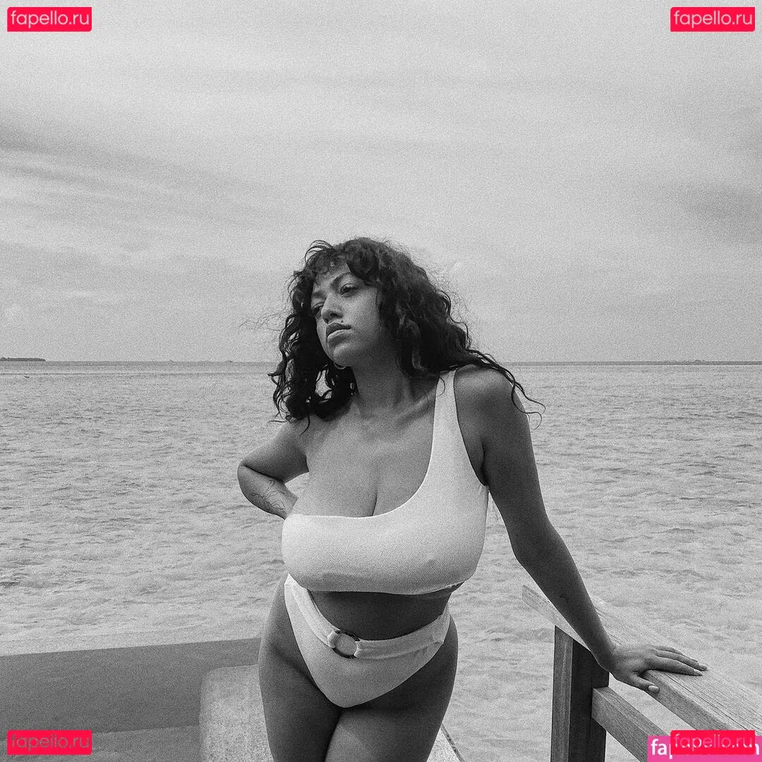 Mahalia Onlyfans Photo Gallery 