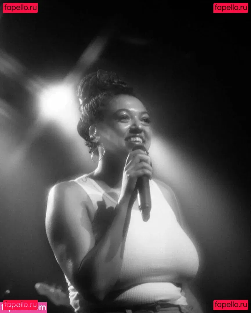 Mahalia Onlyfans Photo Gallery 