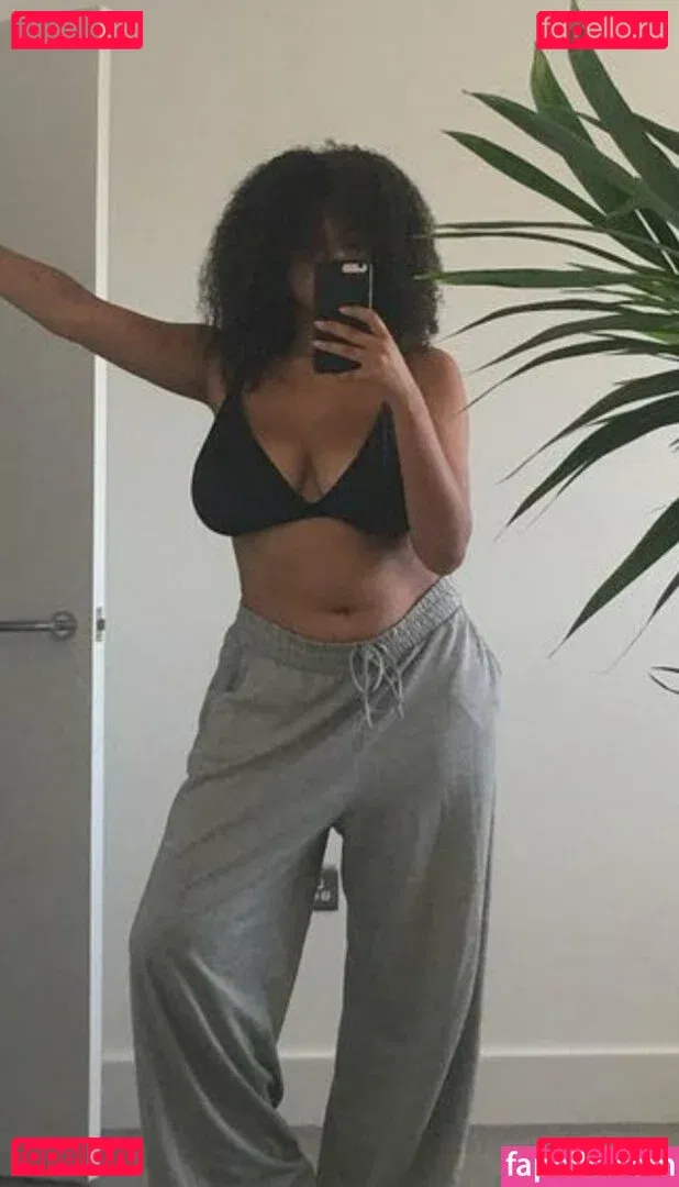 Mahalia Onlyfans Photo Gallery 