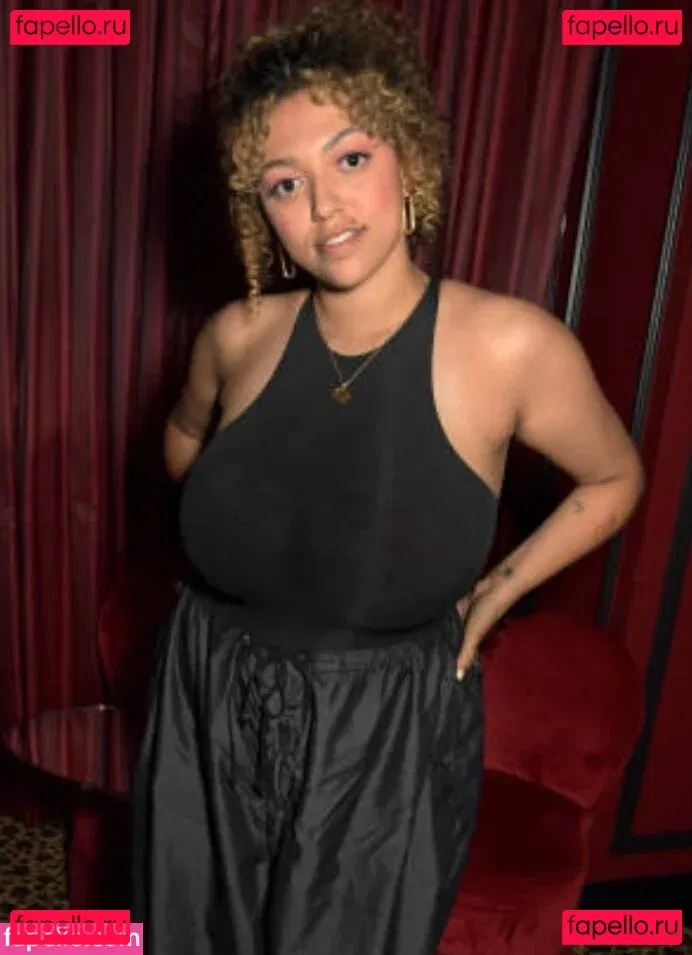 Mahalia Onlyfans Photo Gallery 