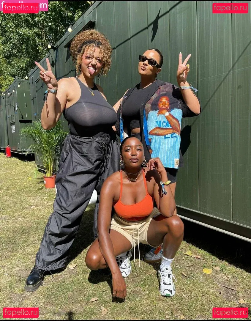 Mahalia Onlyfans Photo Gallery 