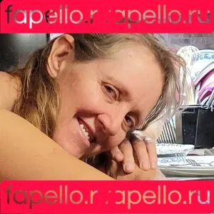 Busty Petra Onlyfans Photo Gallery 