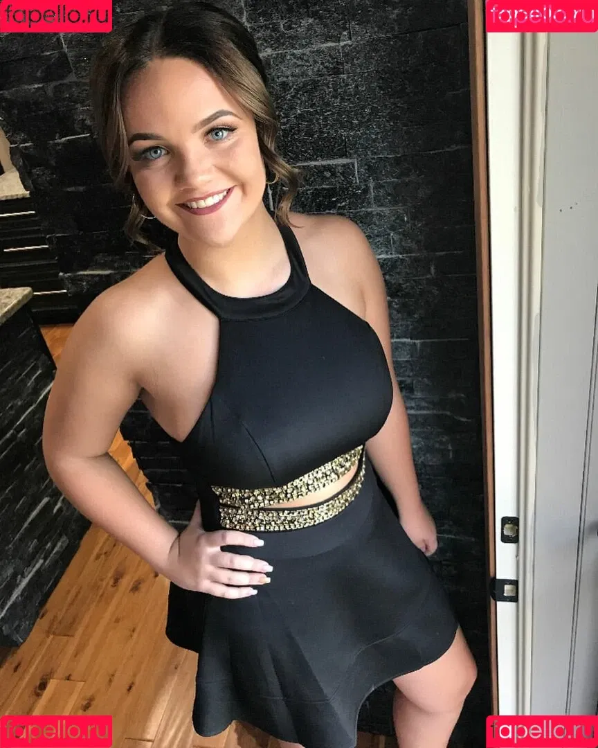 Katie Ooten Onlyfans Photo Gallery 