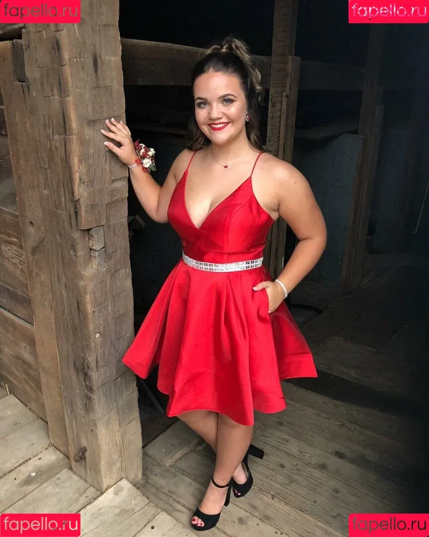 Katie Ooten Onlyfans Photo Gallery 