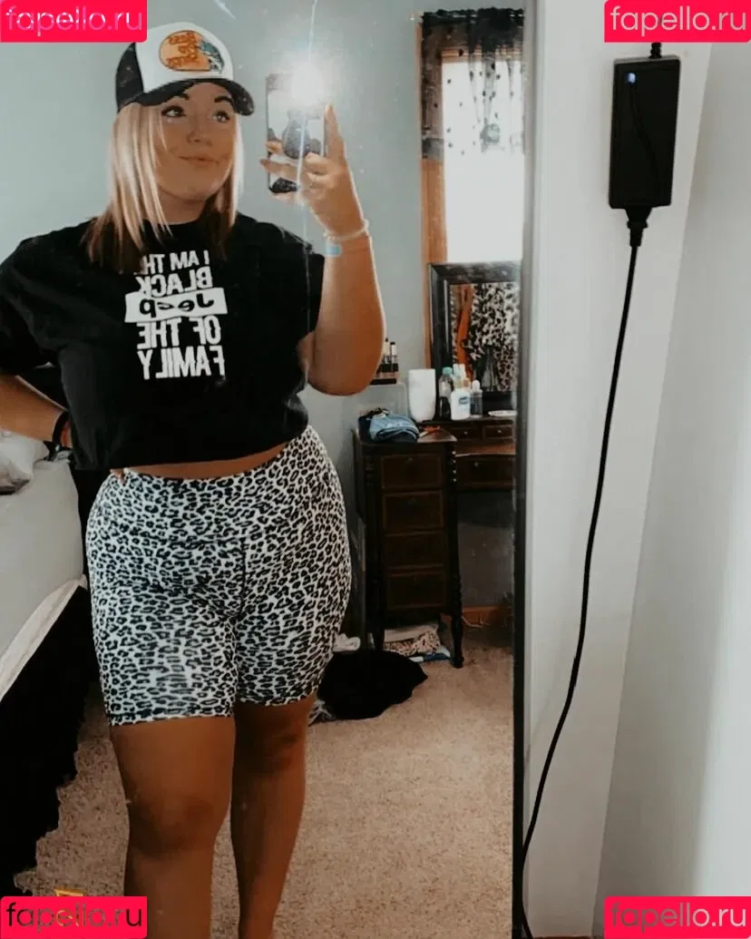 Katie Ooten Onlyfans Photo Gallery 