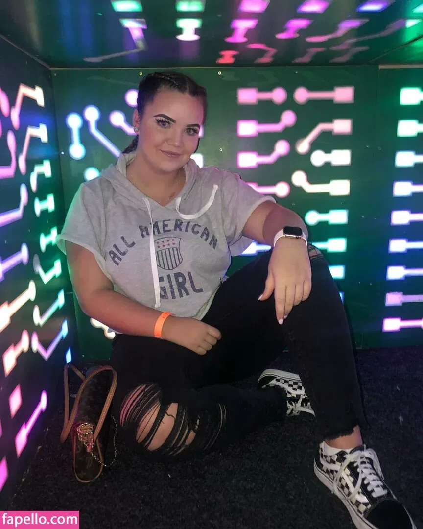 Katie Ooten Onlyfans Photo Gallery 