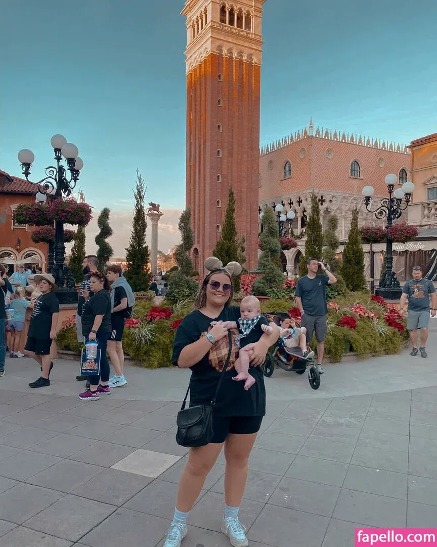 Katie Ooten Onlyfans Photo Gallery 