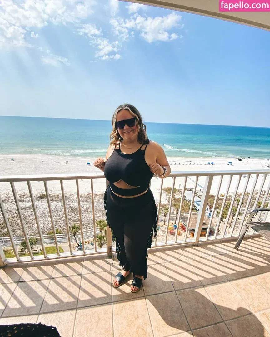 Katie Ooten Onlyfans Photo Gallery 