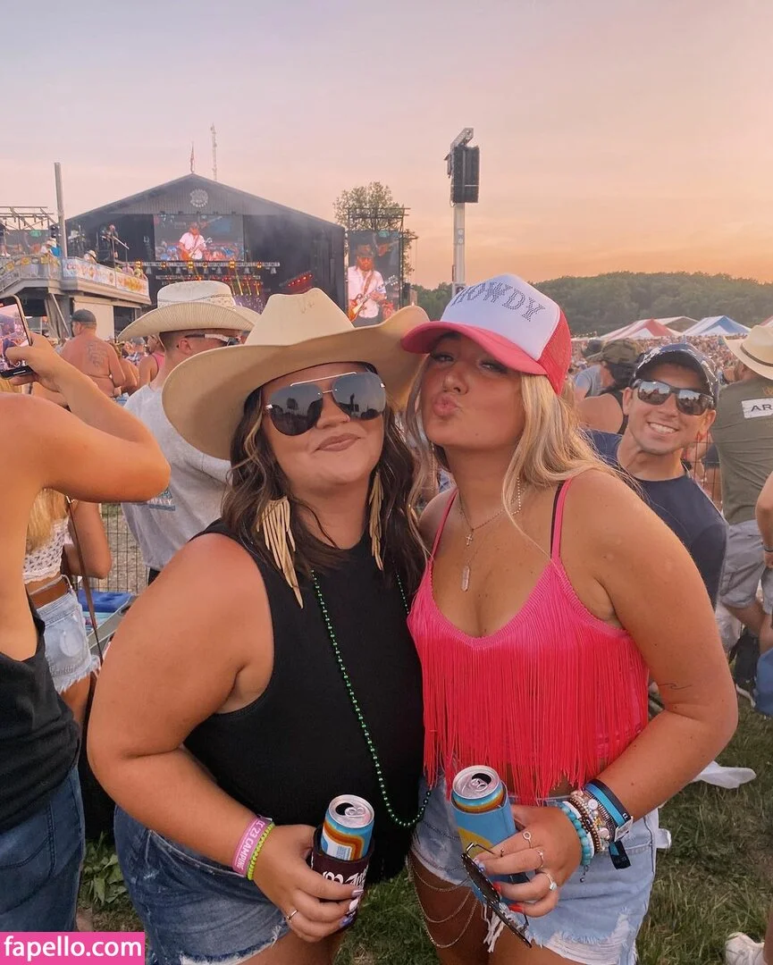 Katie Ooten Onlyfans Photo Gallery 