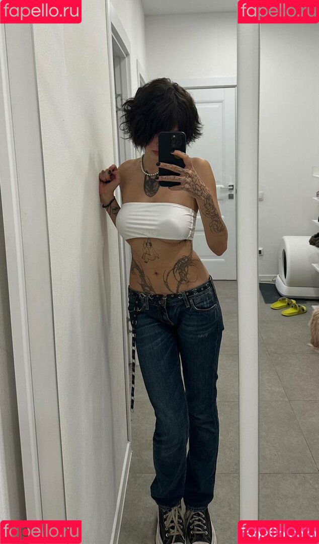 blue_eye_twinkle Onlyfans Photo Gallery 