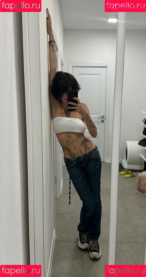 blue_eye_twinkle Onlyfans Photo Gallery 