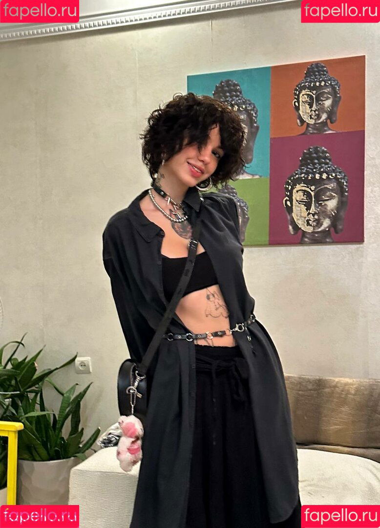 blue_eye_twinkle Onlyfans Photo Gallery 