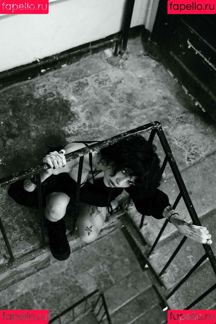 blue_eye_twinkle Onlyfans Photo Gallery 