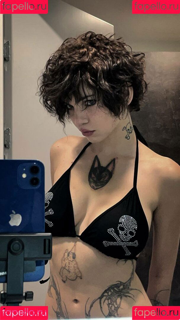 blue_eye_twinkle Onlyfans Photo Gallery 