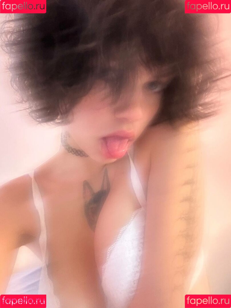 blue_eye_twinkle Onlyfans Photo Gallery 