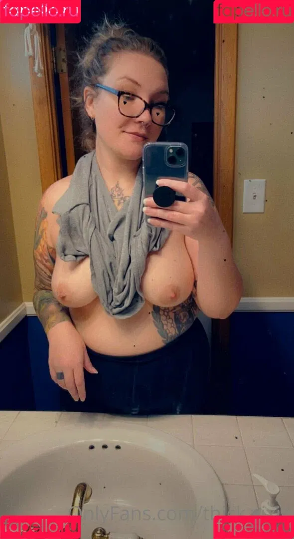 thick.vixie Onlyfans Photo Gallery 