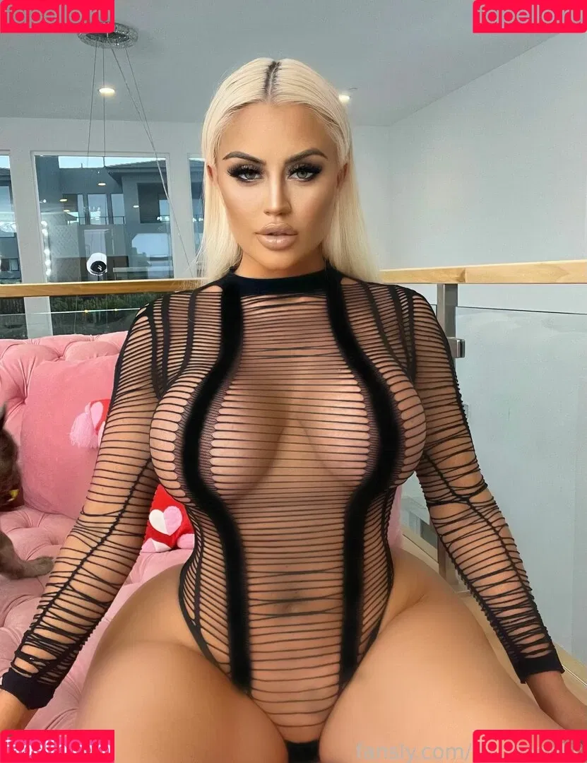daniibanks Onlyfans Photo Gallery 