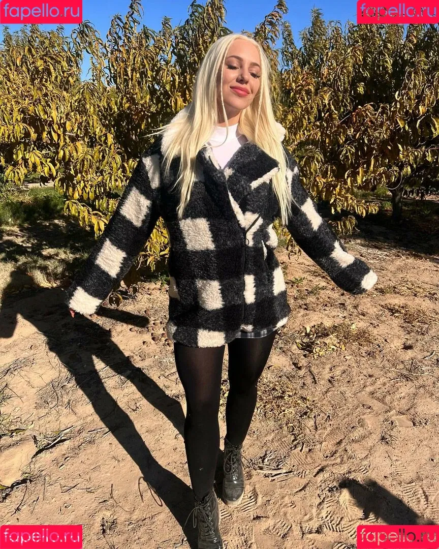 Tara Babcock Onlyfans Photo Gallery 