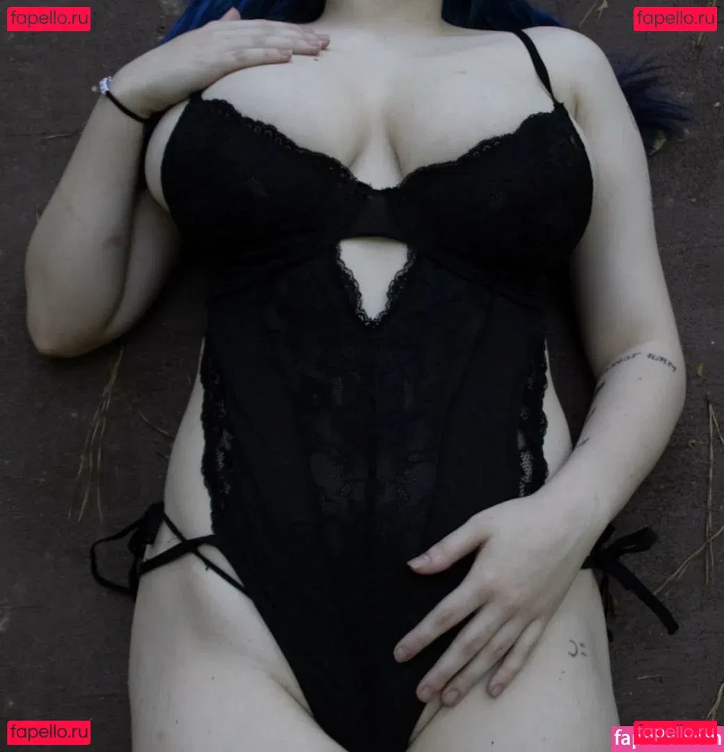 Lilgothbarbie Onlyfans Photo Gallery 