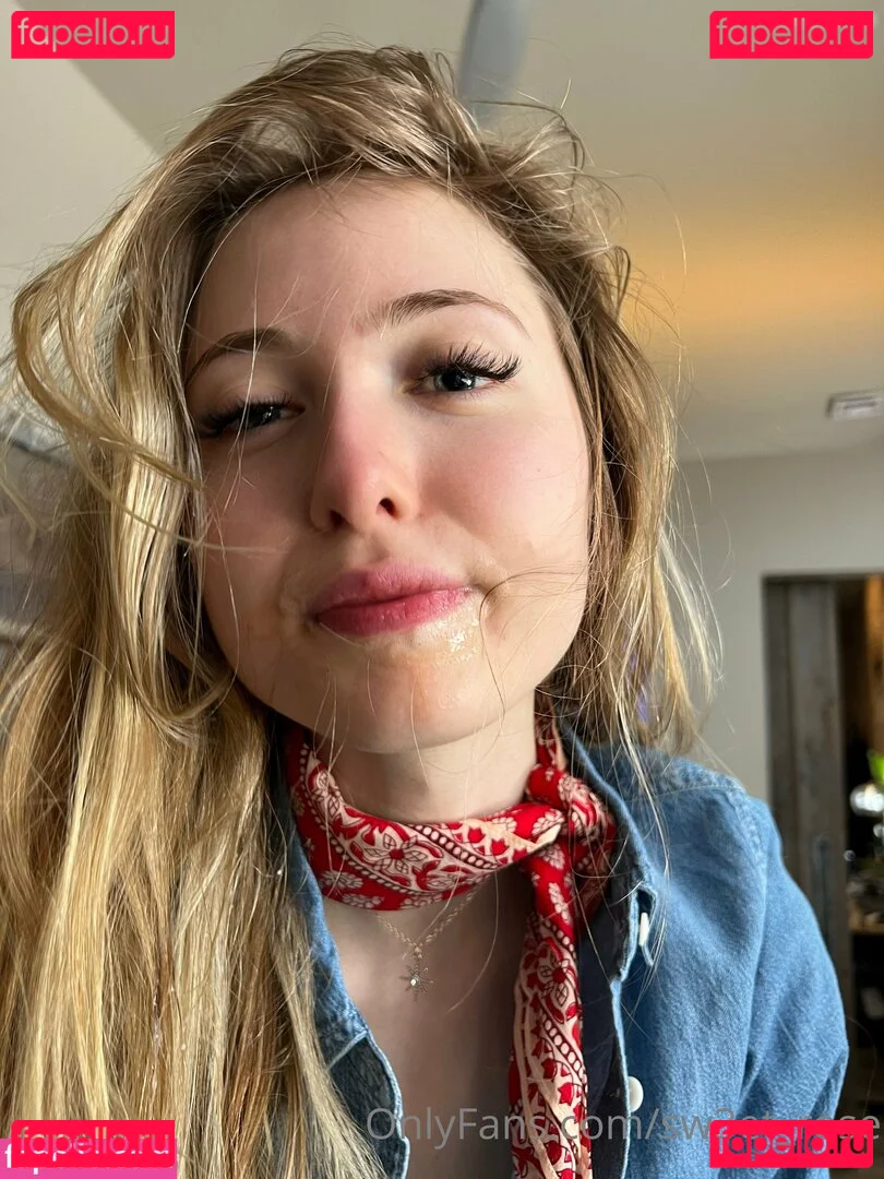 Bambi Skye / Sweet Rose Onlyfans Photo Gallery 