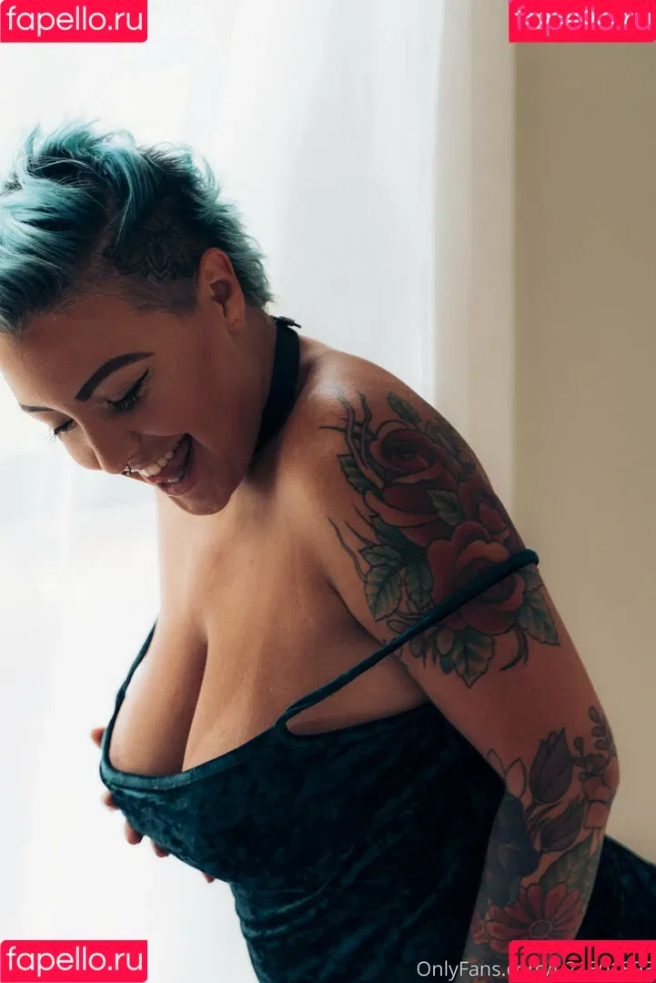 lunalynn26 Onlyfans Photo Gallery 