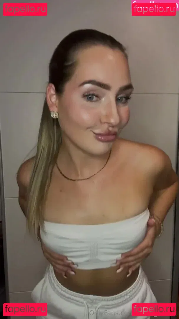 valee_secret Onlyfans Photo Gallery 