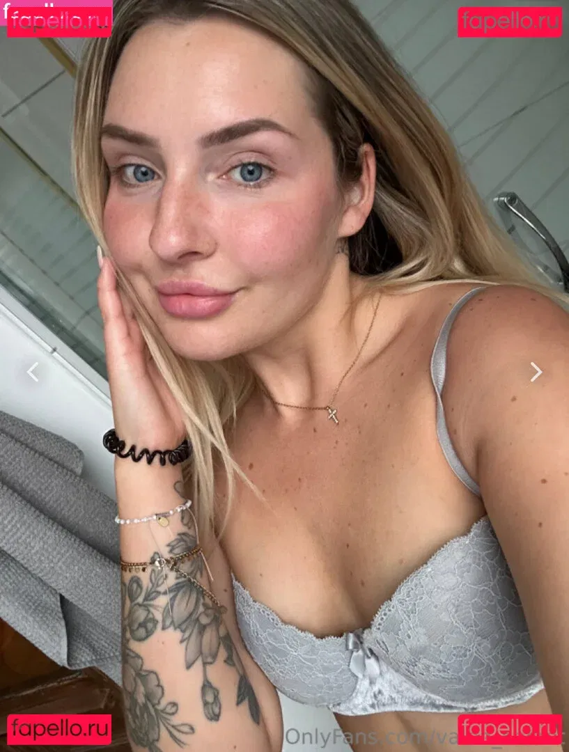 valee_secret Onlyfans Photo Gallery 