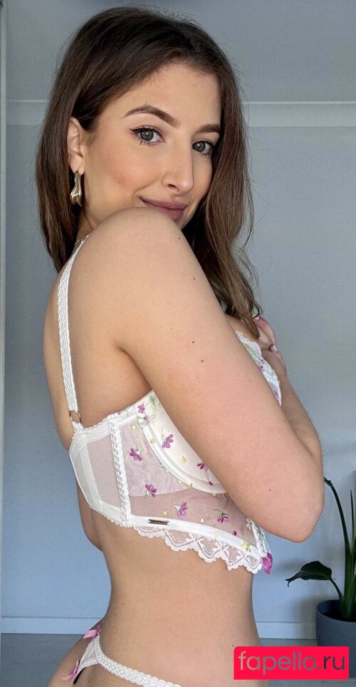 Bigb00biebible Nude Onlyfans Photo 9
